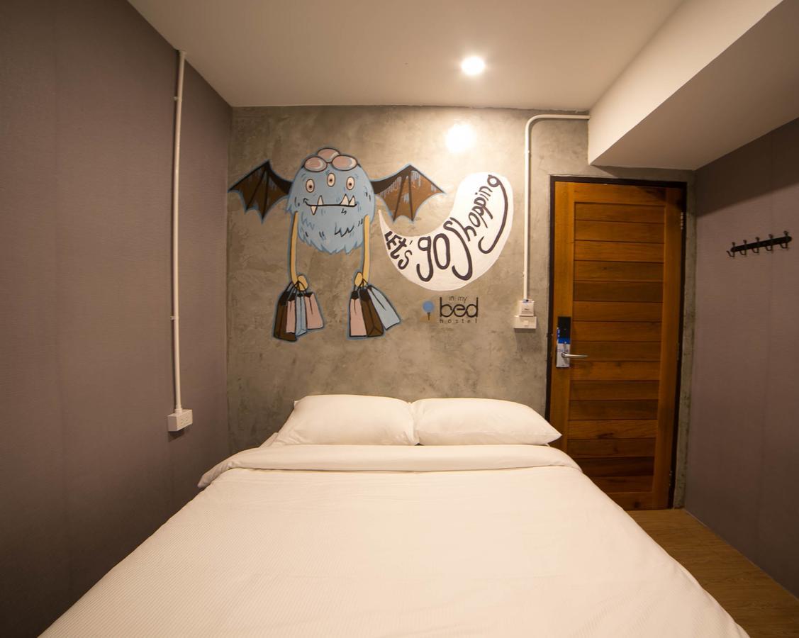 In My Bed Hostel Бангкок Экстерьер фото